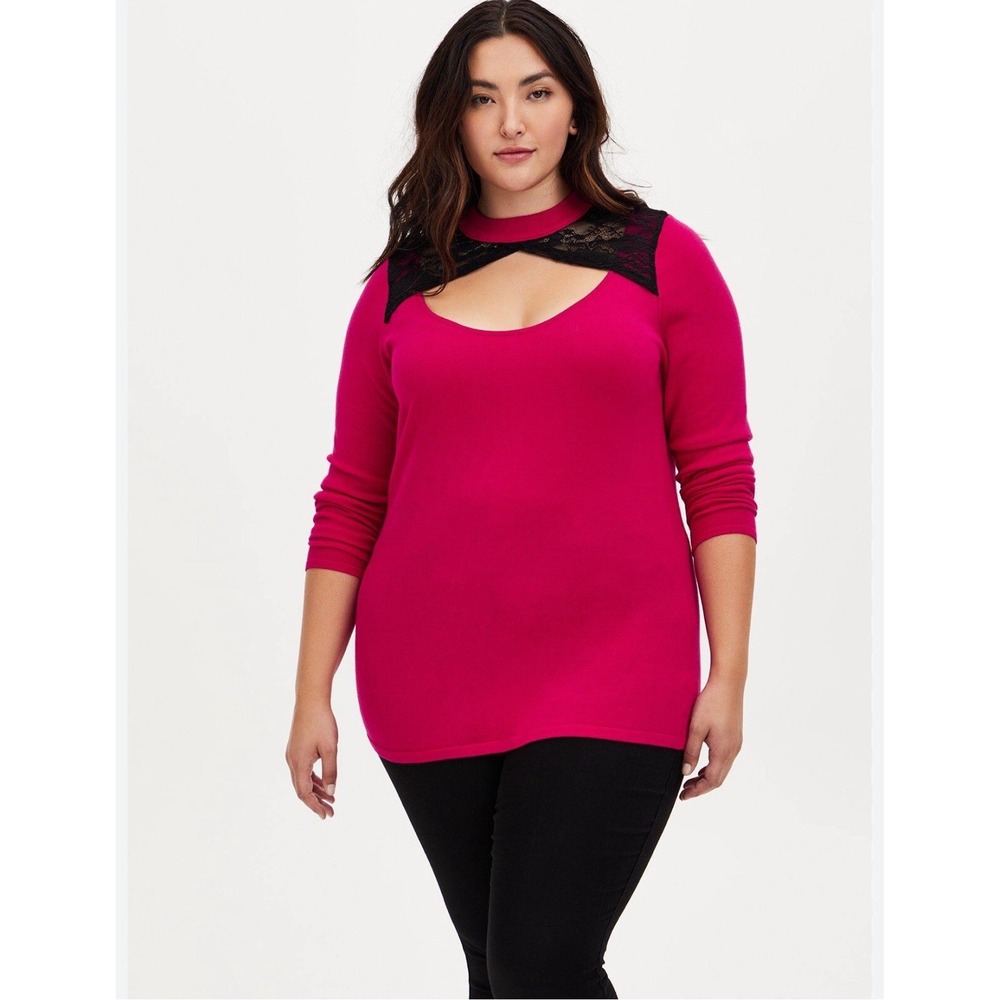 Torrid Pullover Lace Keyhole‎ Sweater 1X Red Black Romantic Date night holiday